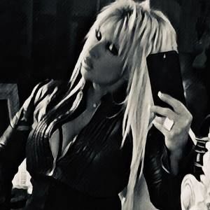 Meet your Posher, Kay